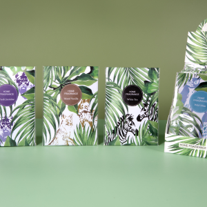 20g scented sachet in display box