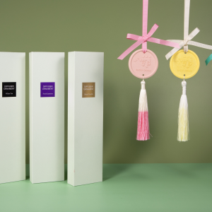 scented clay hanger in gift box