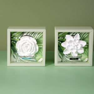 scented plaster flower with wooden stand+20ml fragrance oil in gift box
