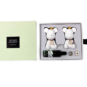 S/2 plaster car freshner+5ml fragrance oil in gift box
